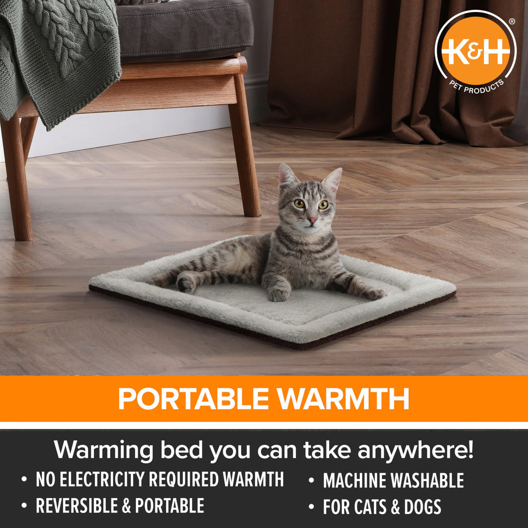 K&amp;H Self-Warming Cat Bed Pad, Self Heating Pad, Small 21 X 17 Oatmeal/Choco