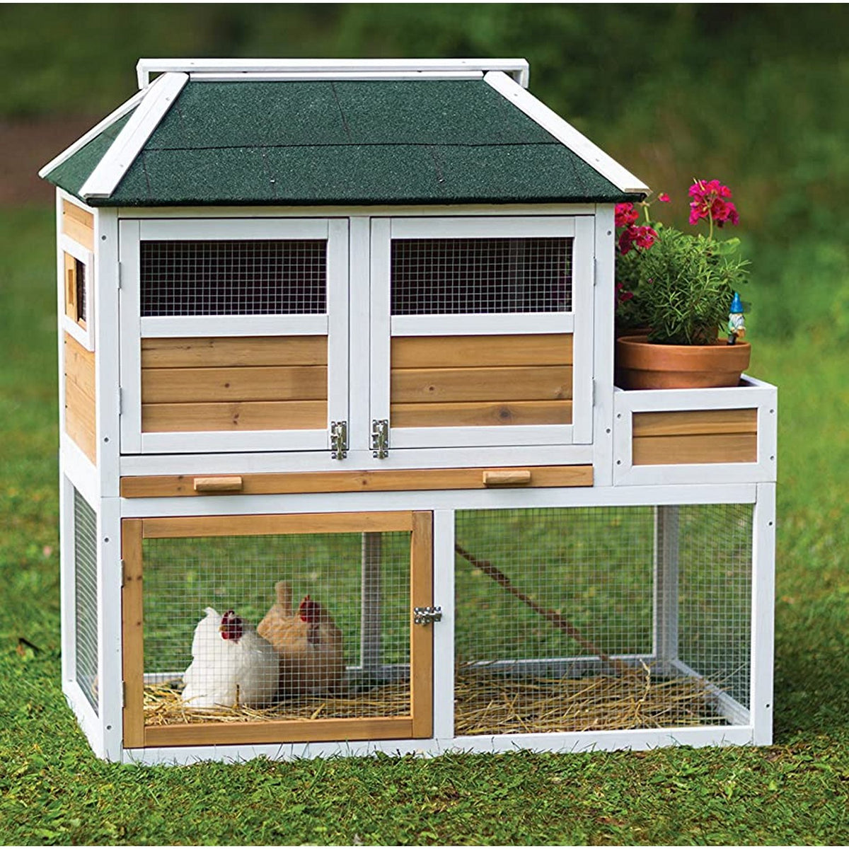 Prevue Pet Products 4701 Chicken Coop with Herb Planter-